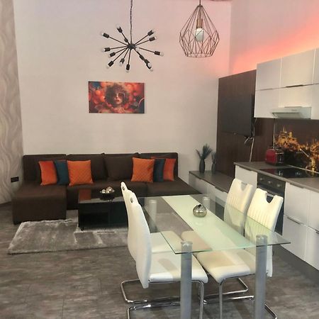 Dohany Apartment Deluxe Budapest Eksteriør billede